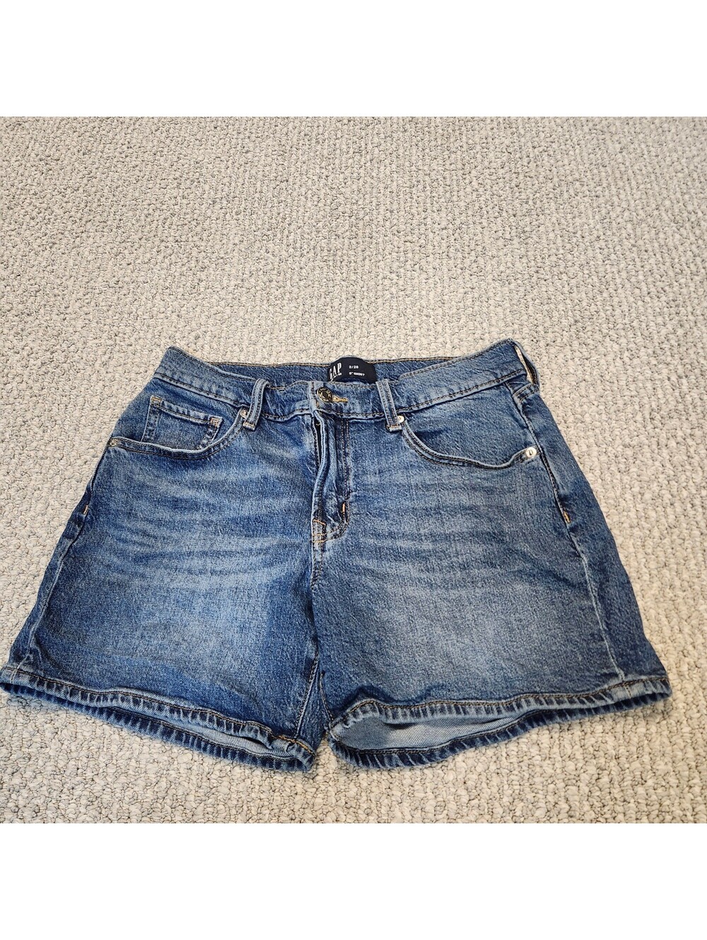 GAP Women's Blue Denim 5"Shorts Size 2